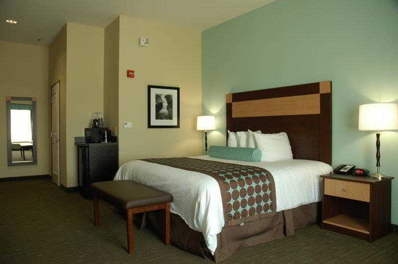 Best Western Plus Texarkana Inn And Suites Номер фото
