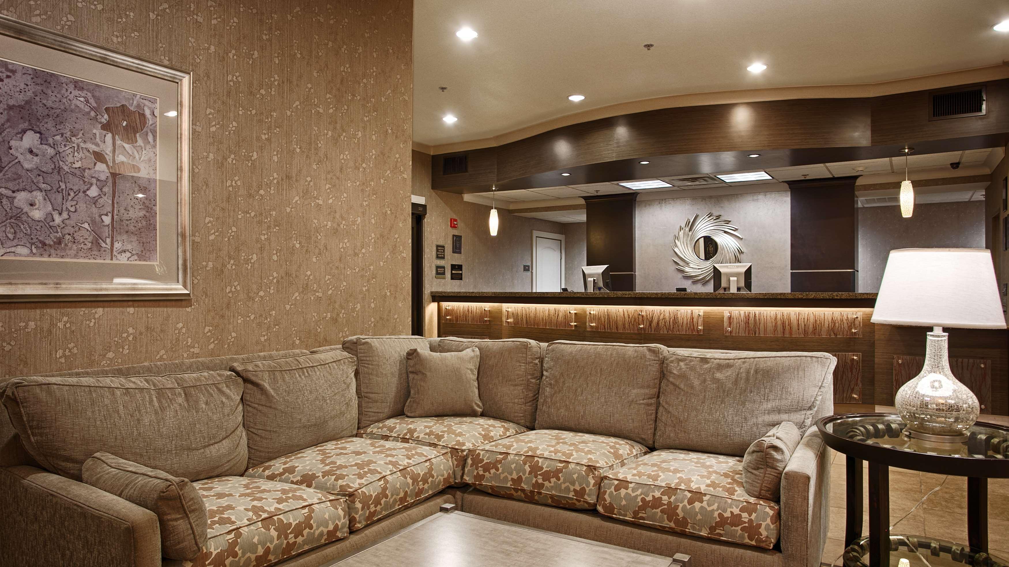 Best Western Plus Texarkana Inn And Suites Экстерьер фото