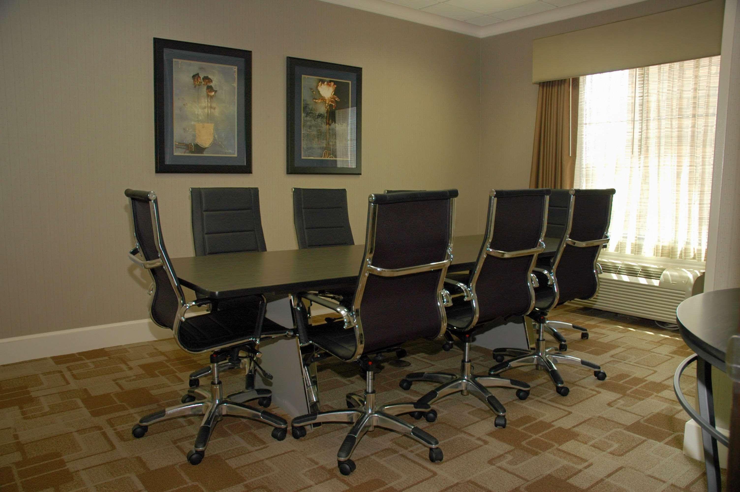 Best Western Plus Texarkana Inn And Suites Удобства фото