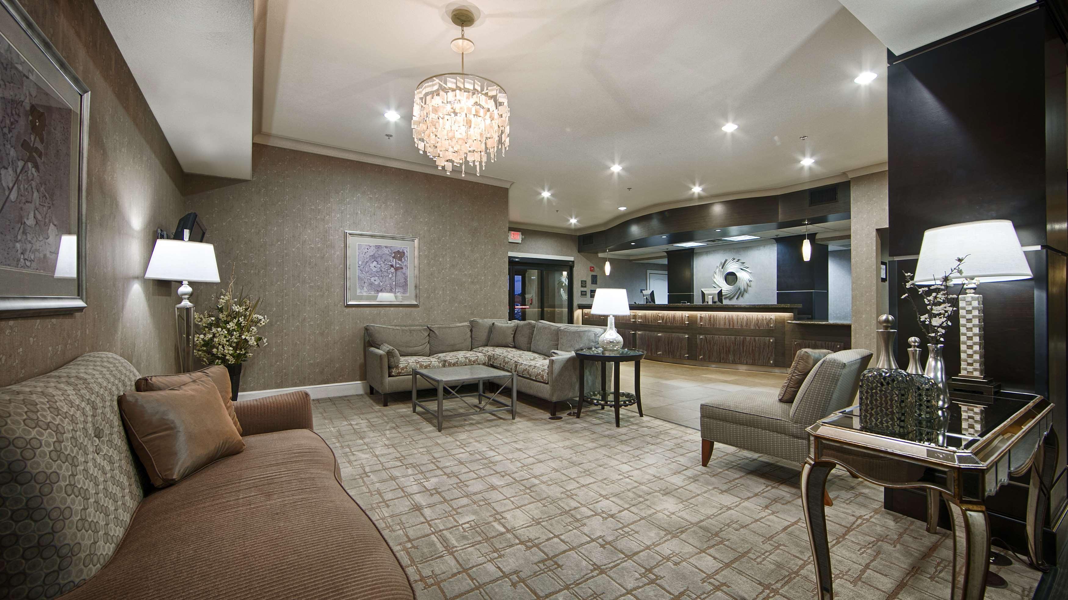 Best Western Plus Texarkana Inn And Suites Экстерьер фото